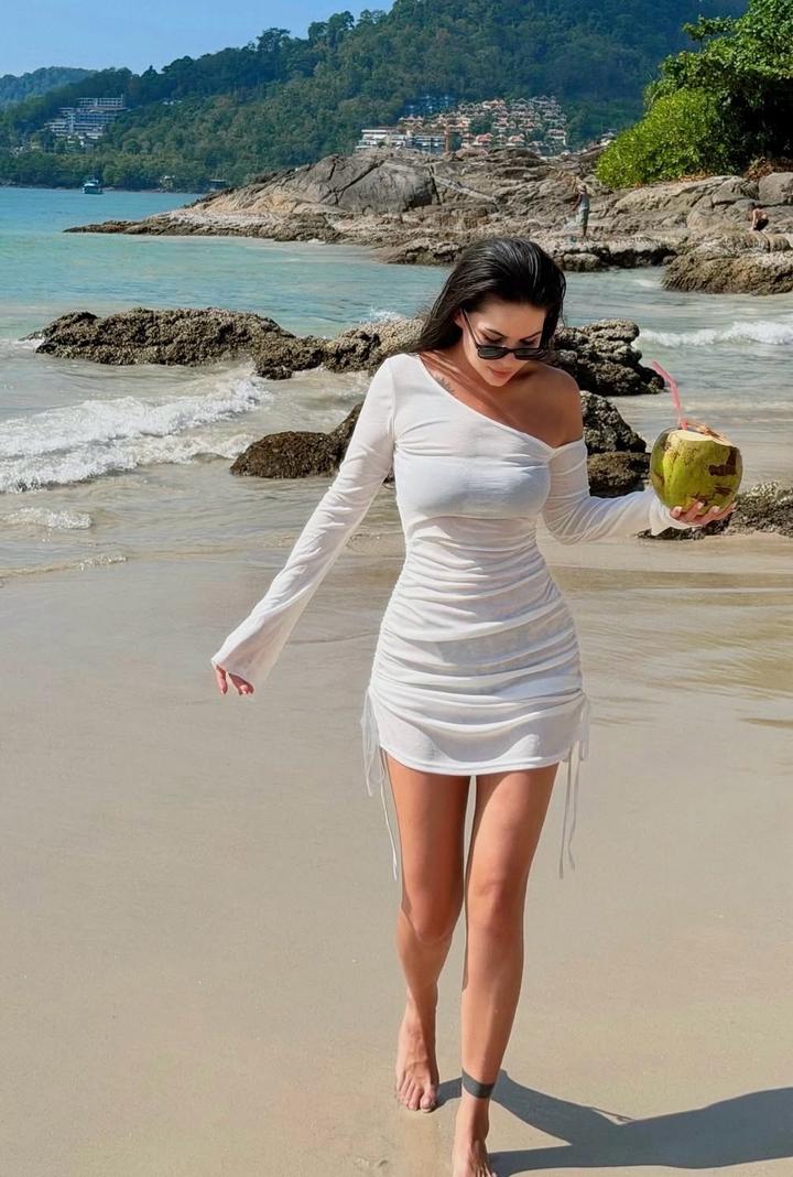 Белая накидка