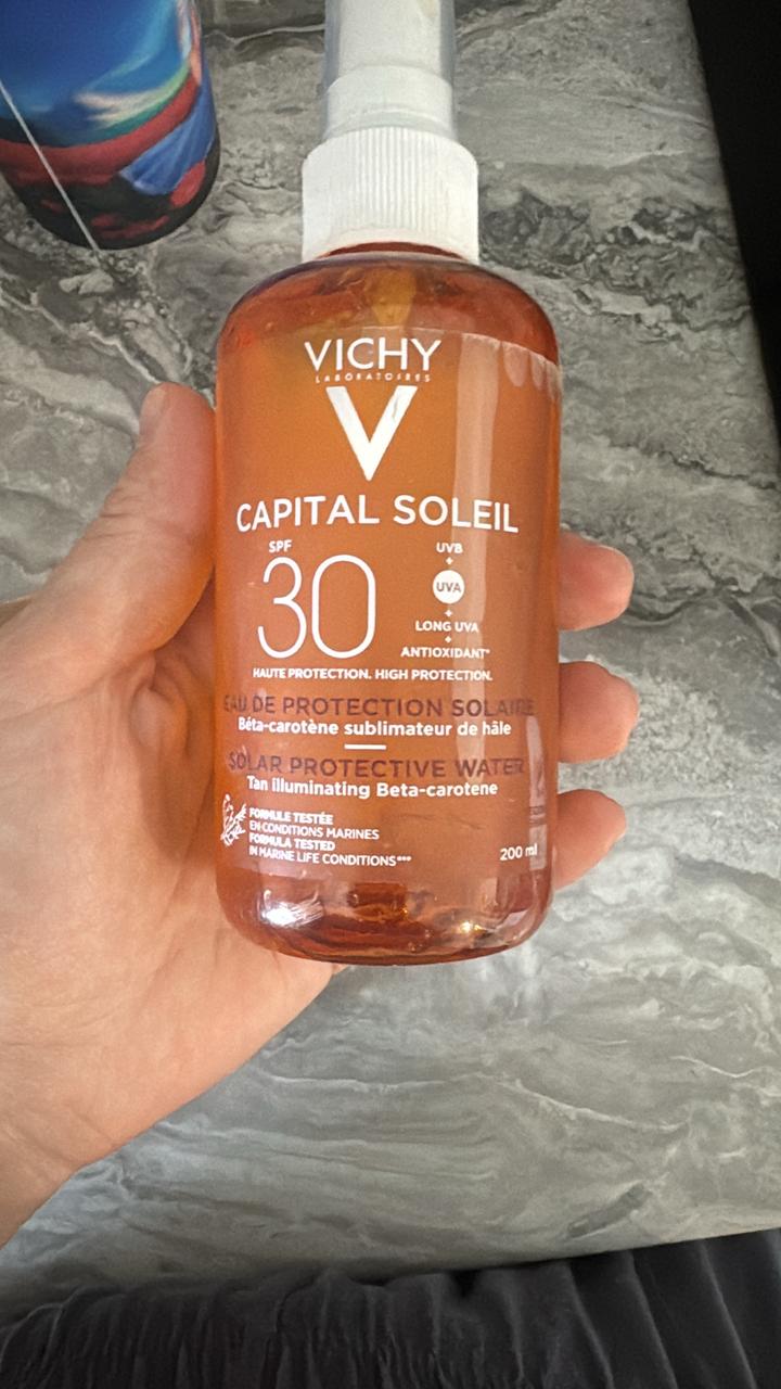 VICHY Солнцезащитный двухфазный увлажняющий спрей SPF 30 Capital Soleil