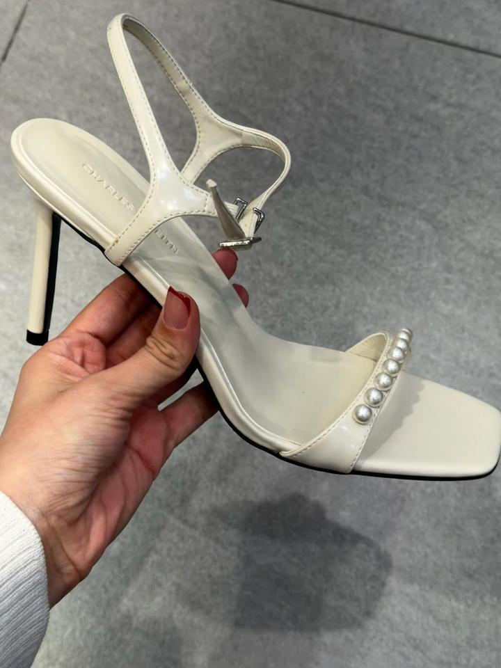 Туфли Charles & Keith