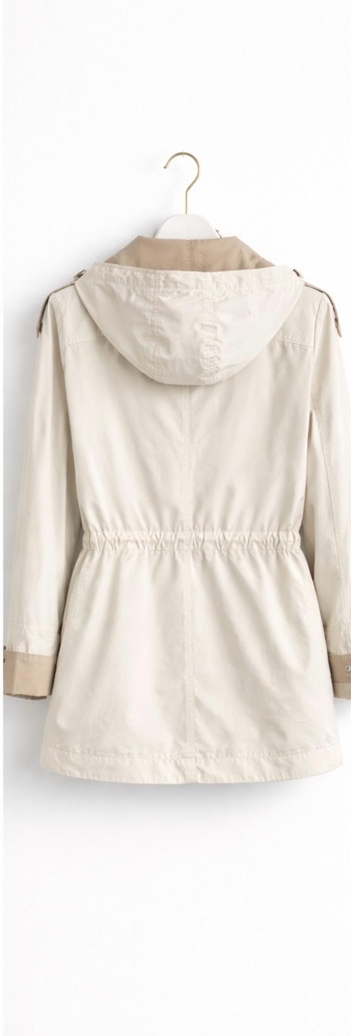 Куртка демисезонная с скрытым капюшоном — стиль и комфорт