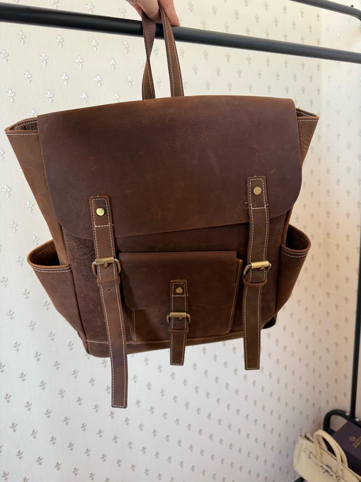 Рюкзак из натуральной кожи