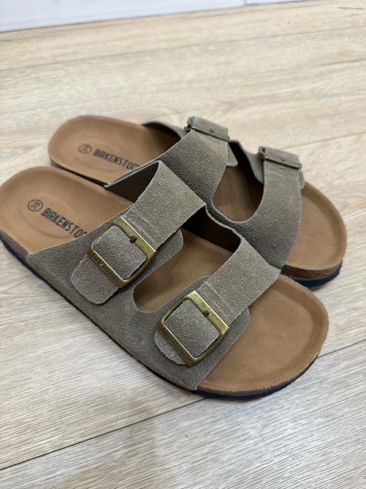 Тапочки birkenstocks