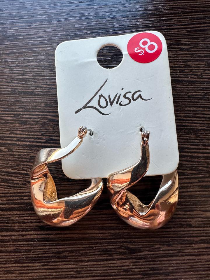 Канадские серьги Lovisa