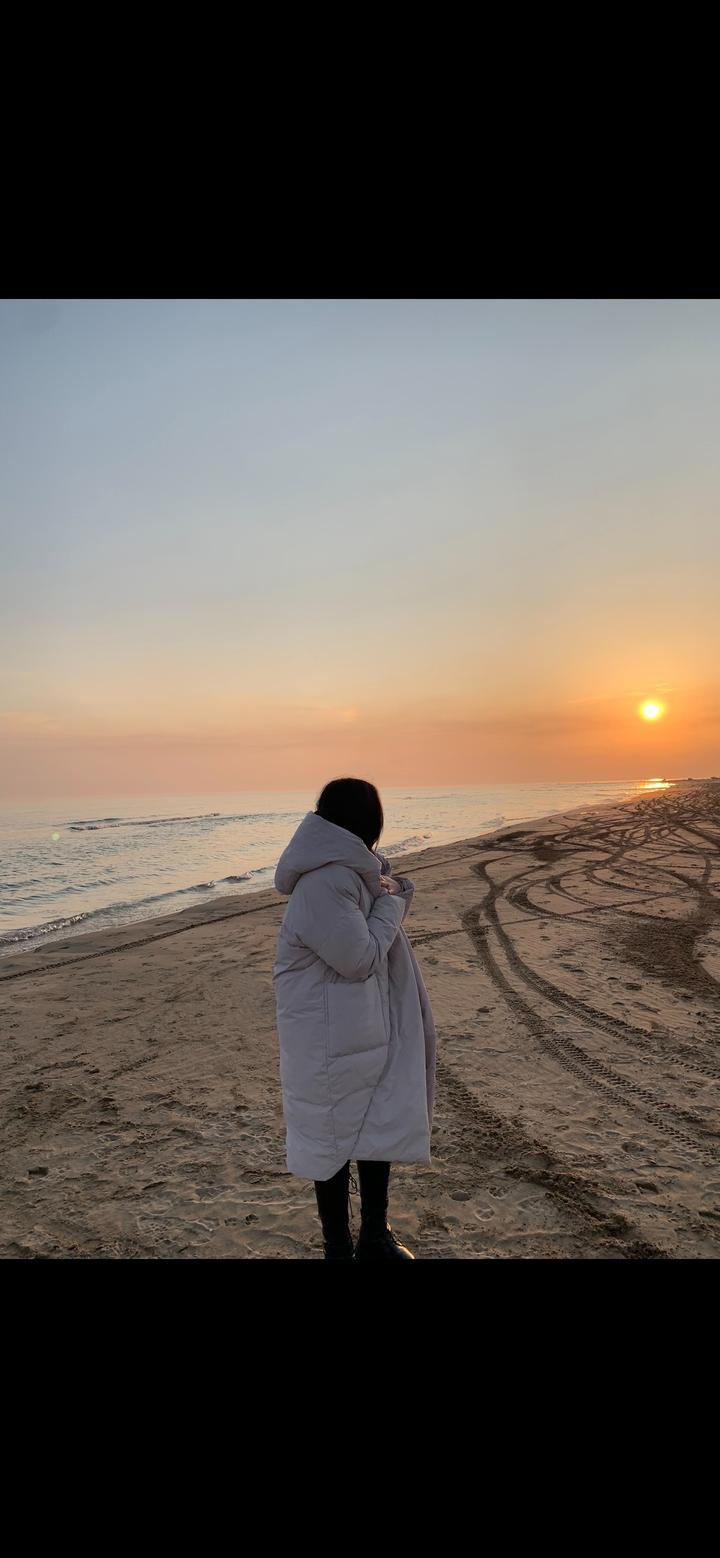 длинная зимняя куртка бежевая