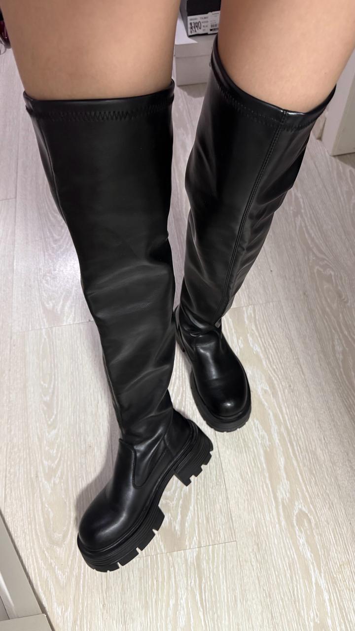 👢 Высокие ботфорты