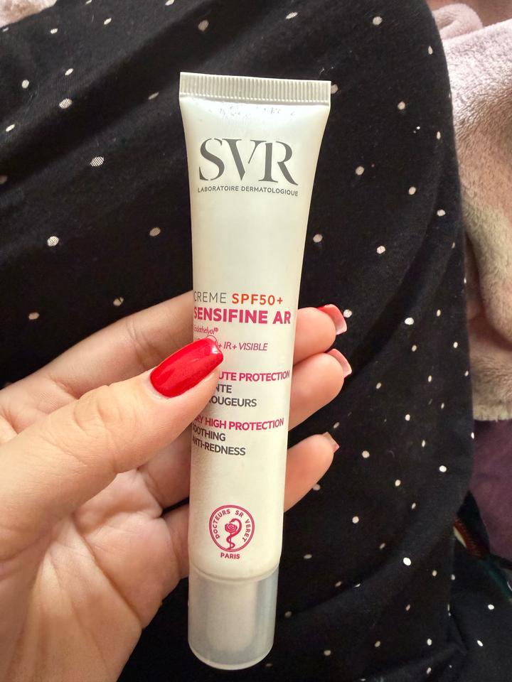 Spf SVR для кожи с Розацея. Брала в ЗЯ.Ни разу не пользовалась