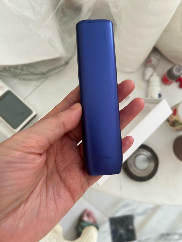 ILUMA i ONE в цвете Electric Purple.