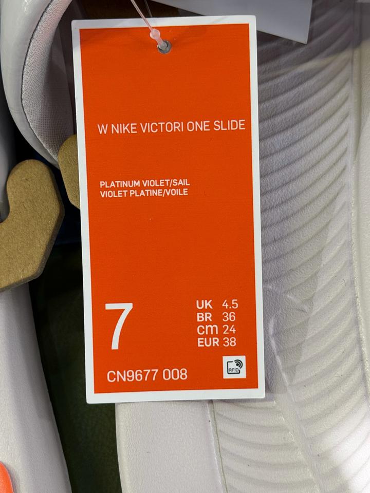 Шлепанцы Nike