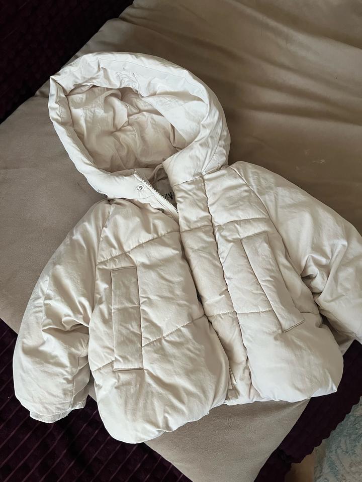 Демисезонная курточка Zara