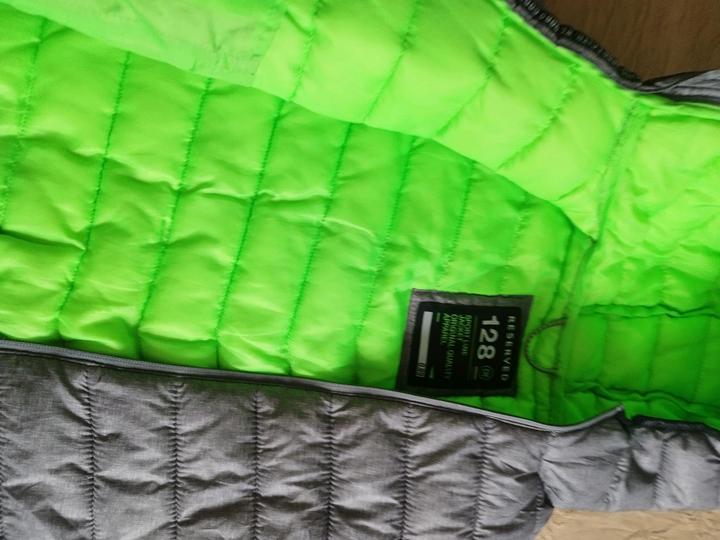 Детская куртка лёгкая на 7 лет