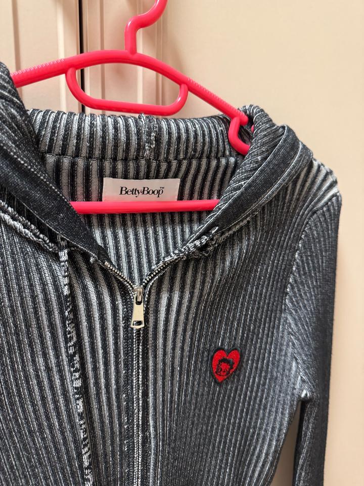 зипка Betty Boop