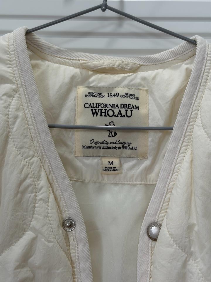 Стеганая куртка Who. А.U