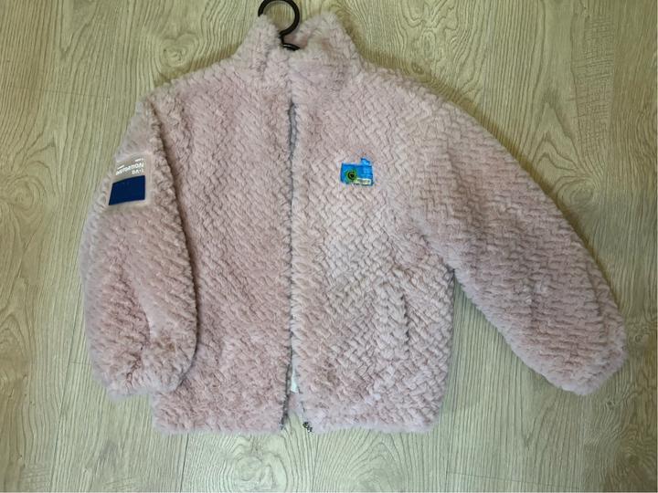 Меховая курточка на девочку