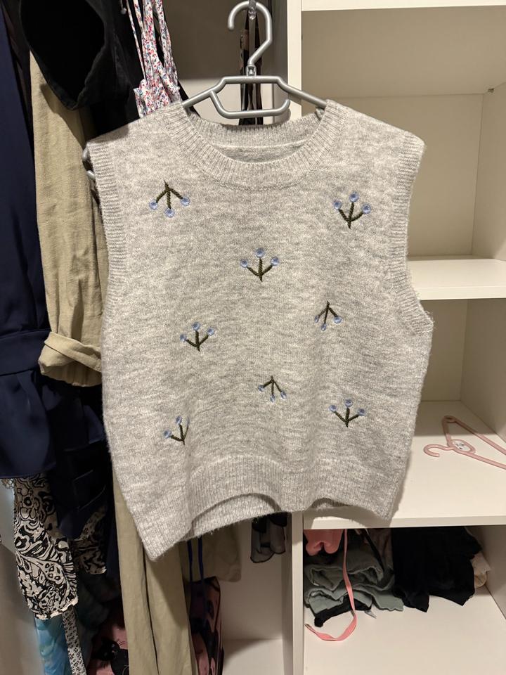 Безрукавка шерсть