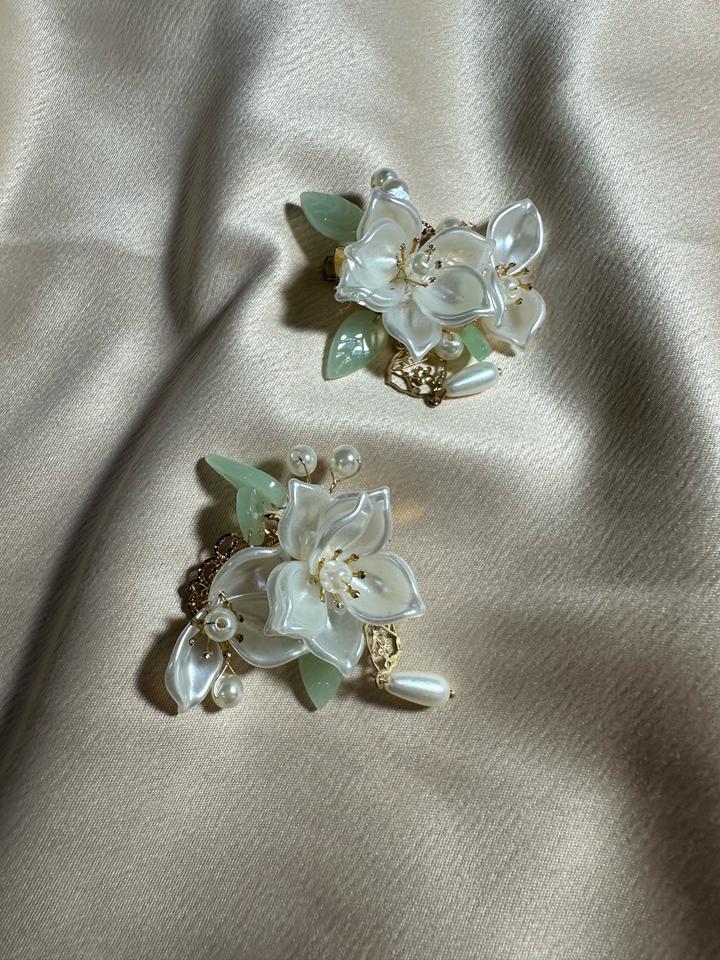 Заколки для волос