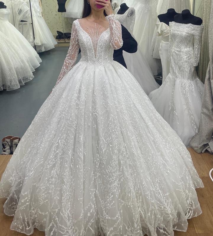 Свадебное платье