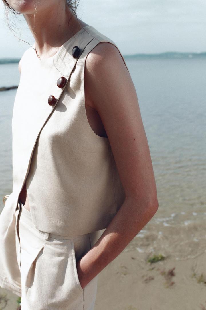 Топ из льна