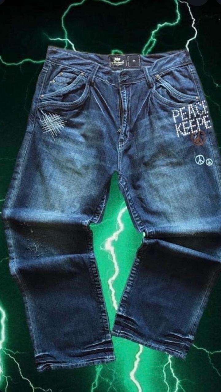 Y2K Akademiks rap jeans