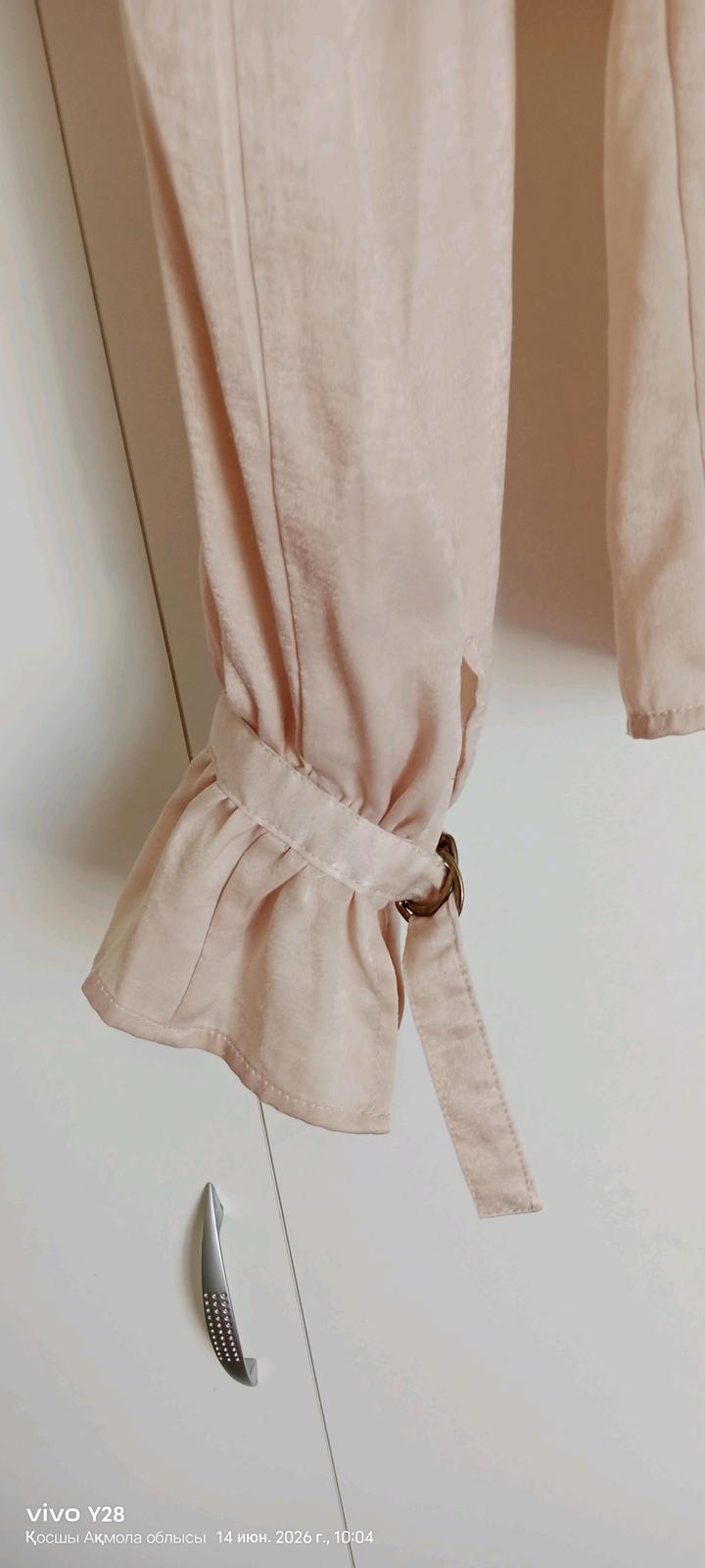 Блузка Stradivarius