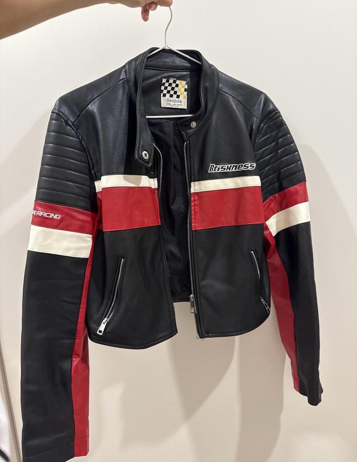 Байкерская куртка Bershka