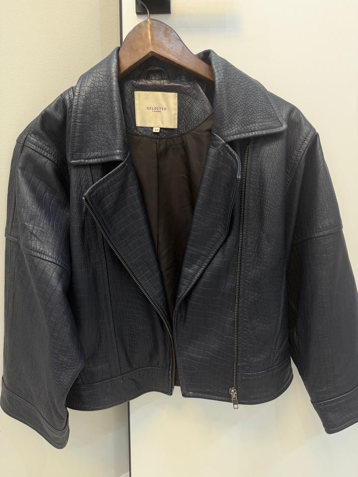 Кожаная куртка