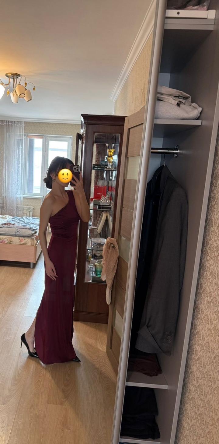 Платье вечернее