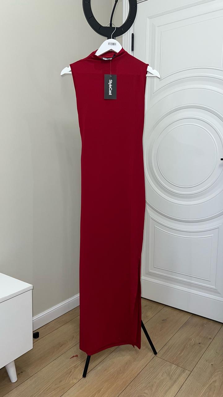 Платье красн