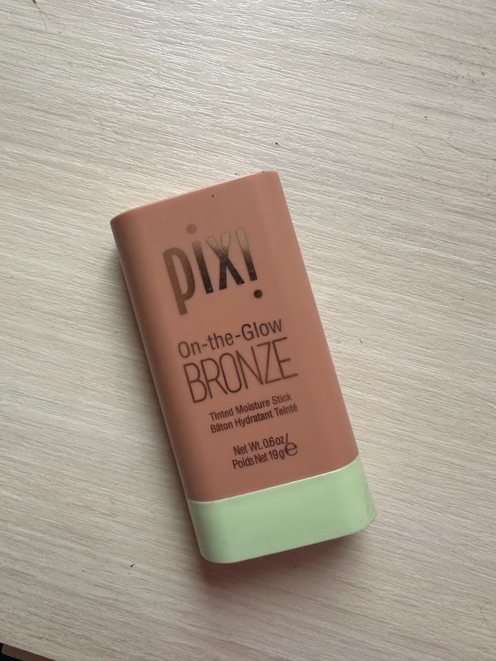 Бронзер в стике pixi