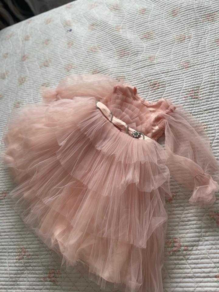 Праздничное платье для девочки