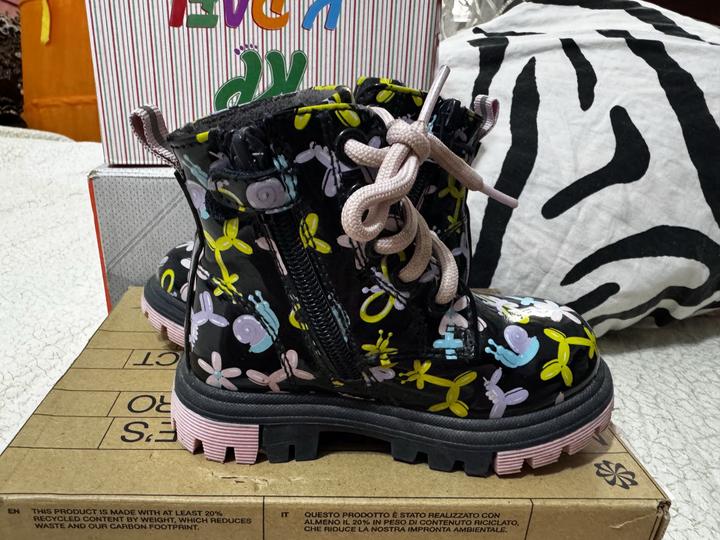 Детские резиновые сапоги для девочки