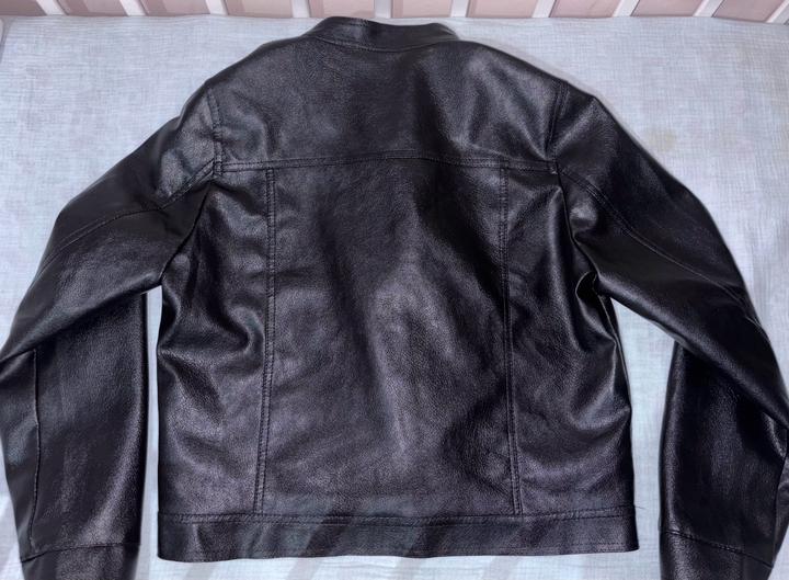 Куртка кожаная