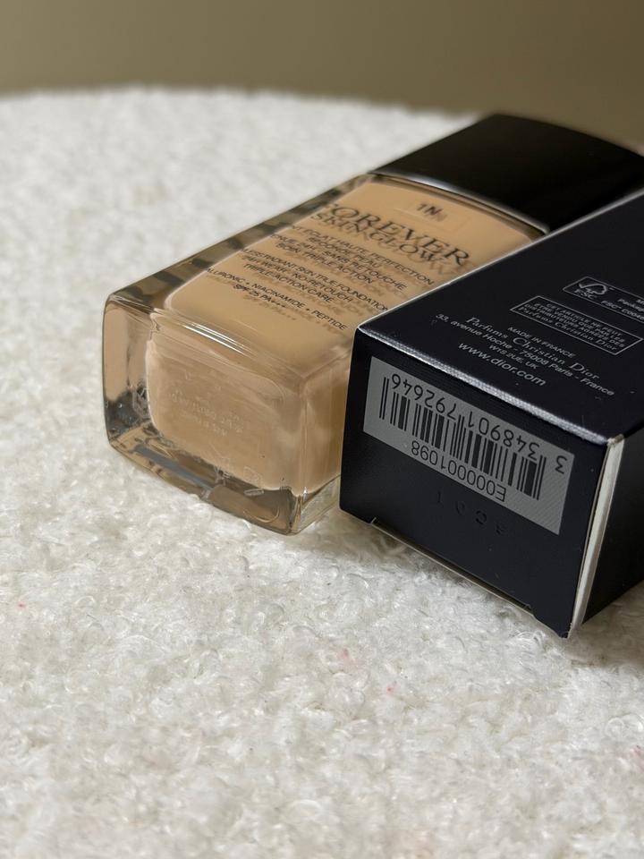 Dior Forever Skin Glow SPF 25 PA++