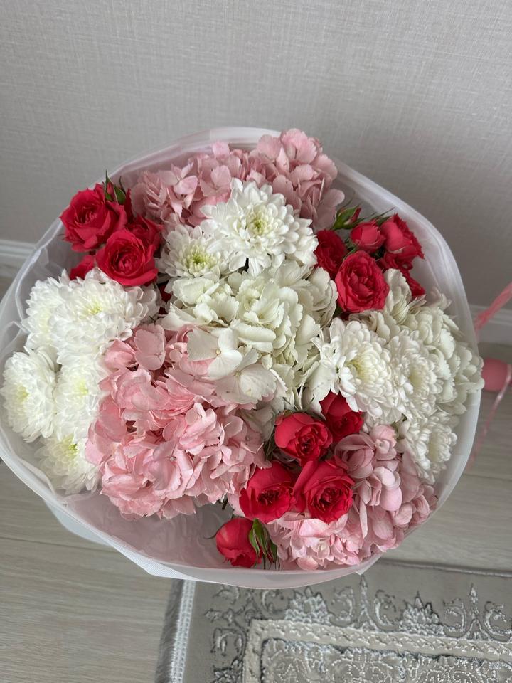 Букет свежие цветы