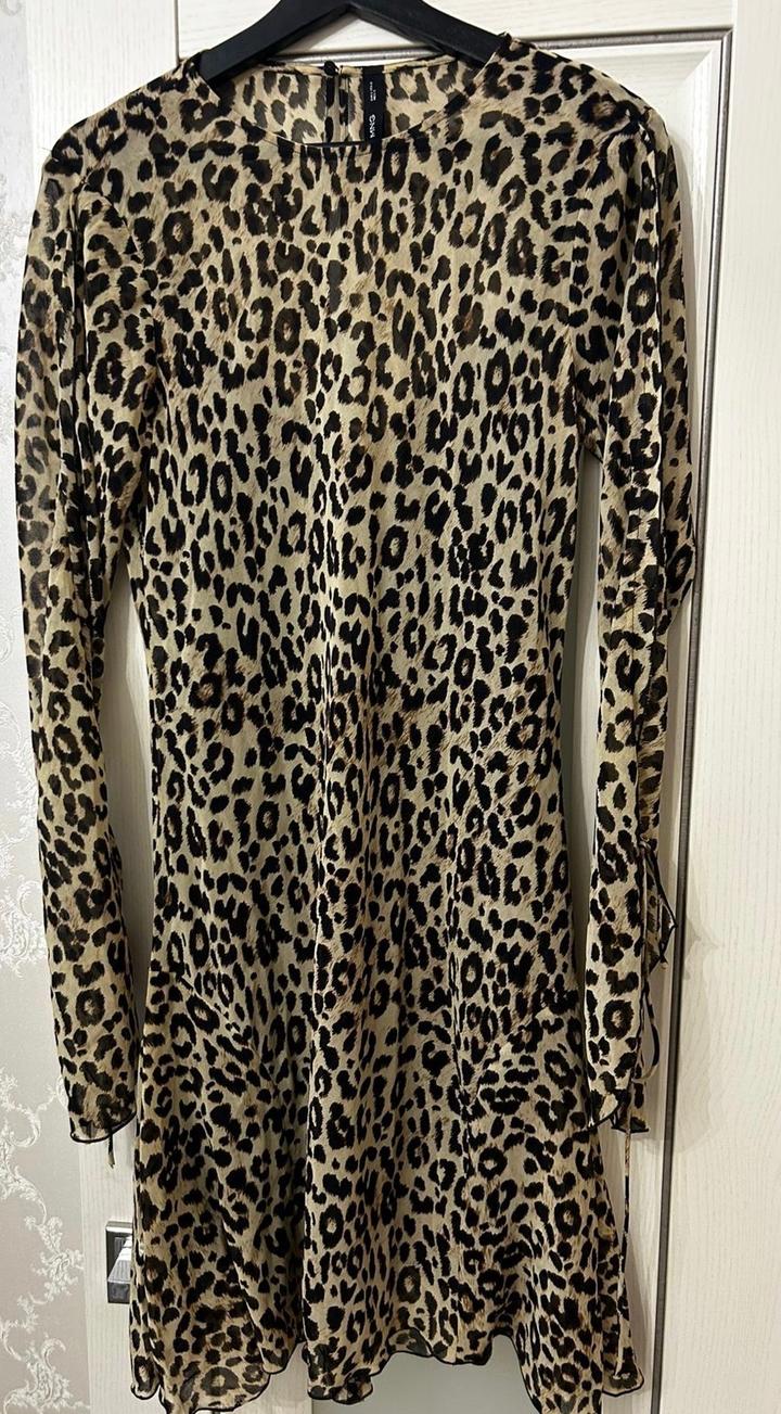 Принтованное платье Mango