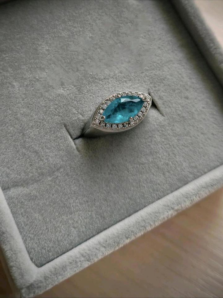 Кольцо с камнем в цвете турмалина париба s925