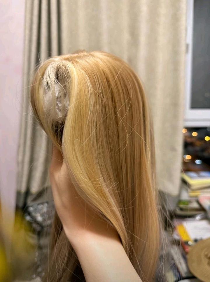 Парик из искусственных волос