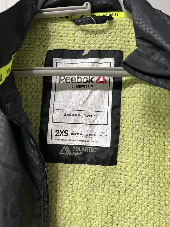 Куртка ветровка Reebok