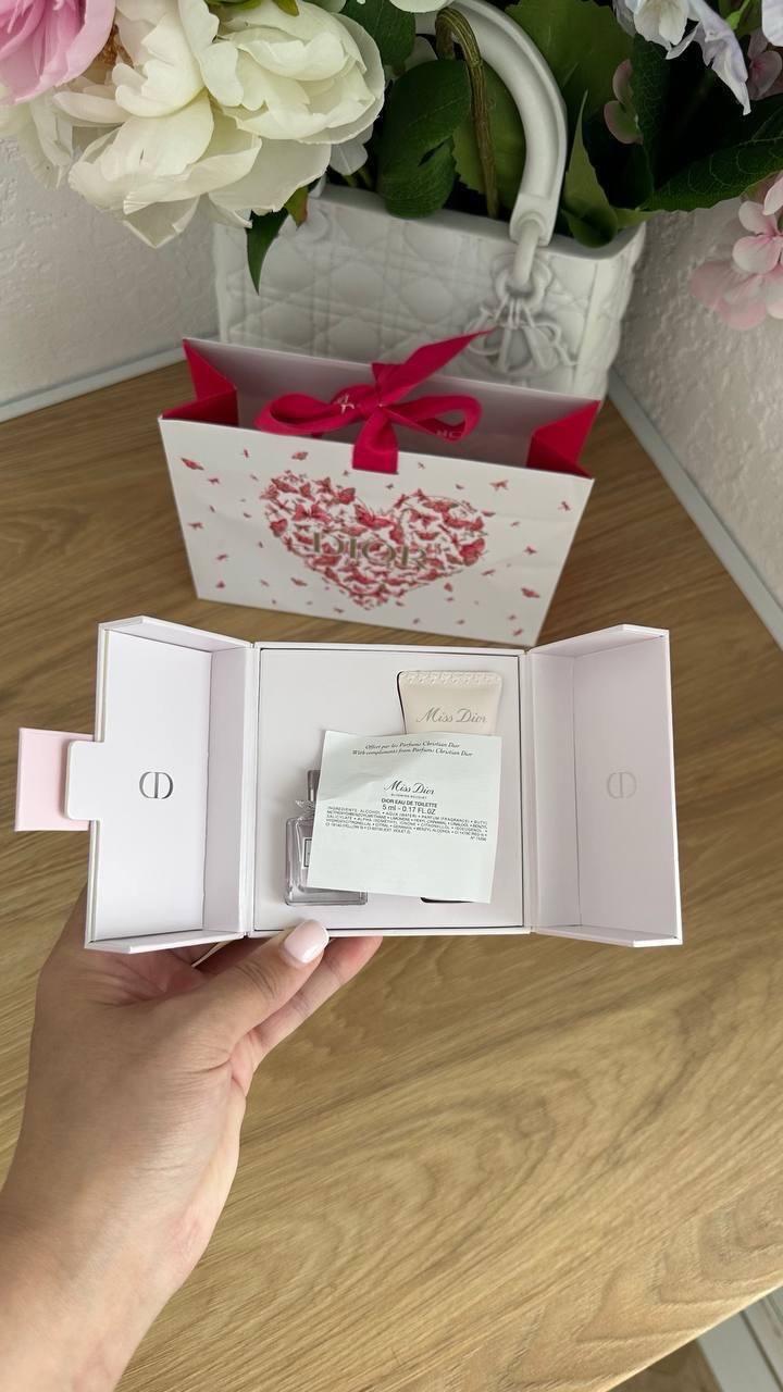 Сет Diоr Beaute серии Miss Dior Blooming Bouguet