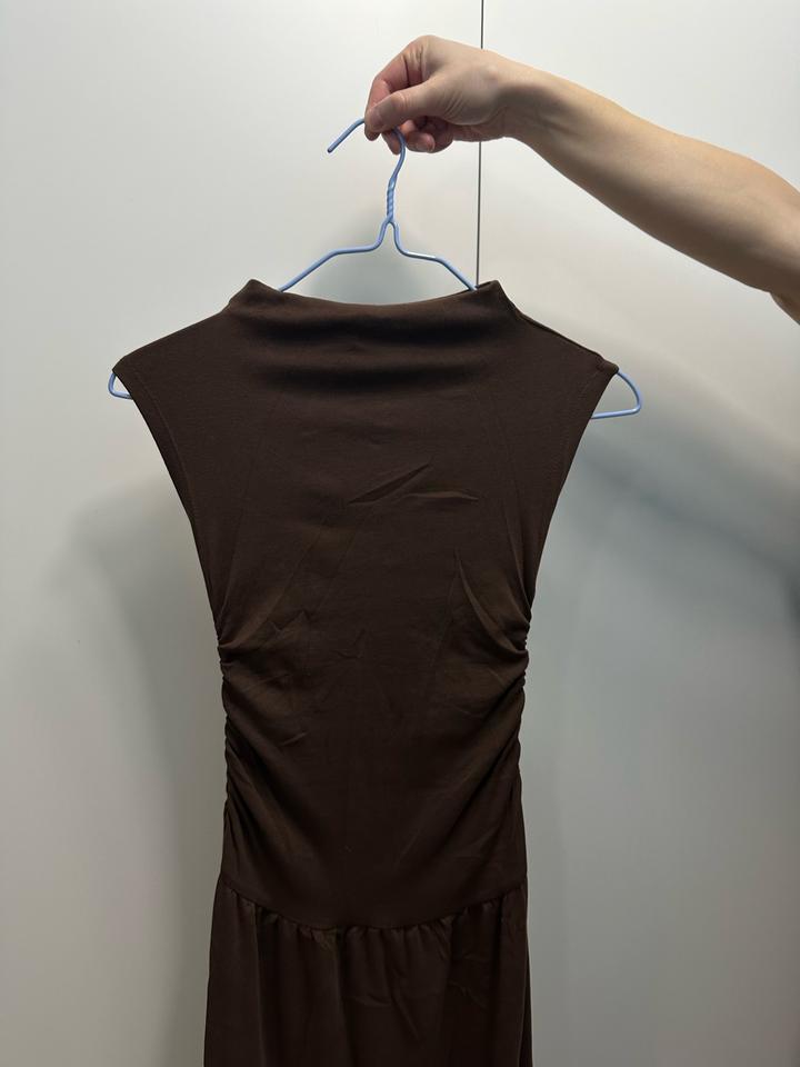 Новое платье Stradivarius