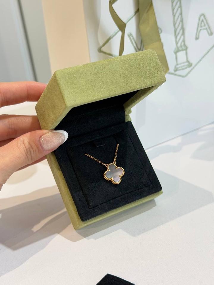 Van Cleef & Arpels подвеска