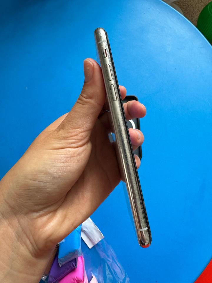 iPhone x 256