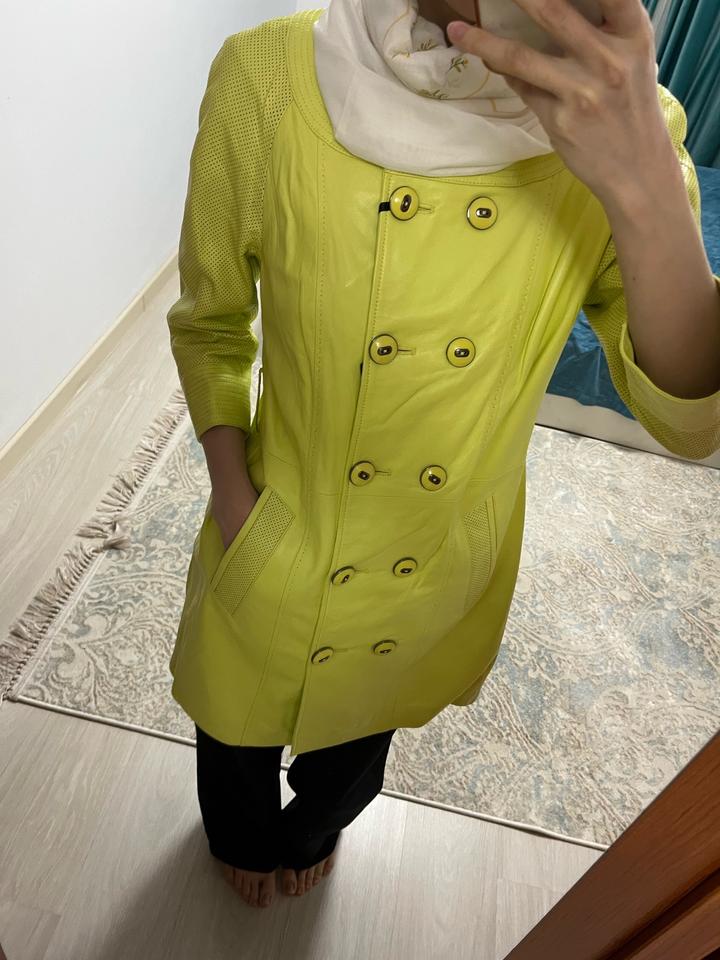 Кожаный плащь