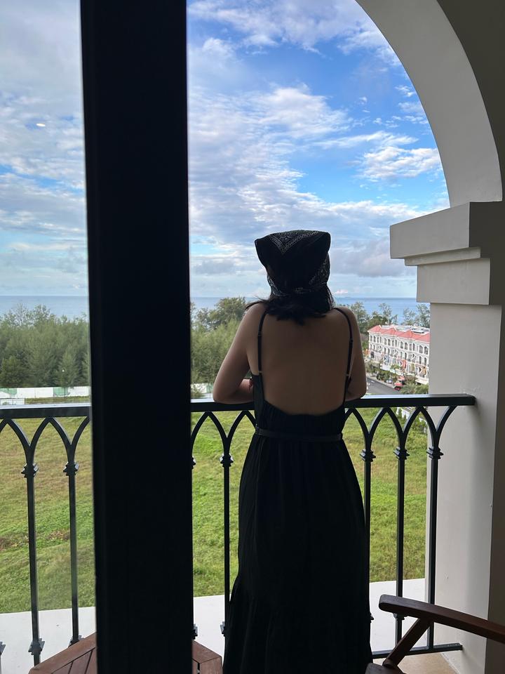 свободное макси платье с открытой спиной