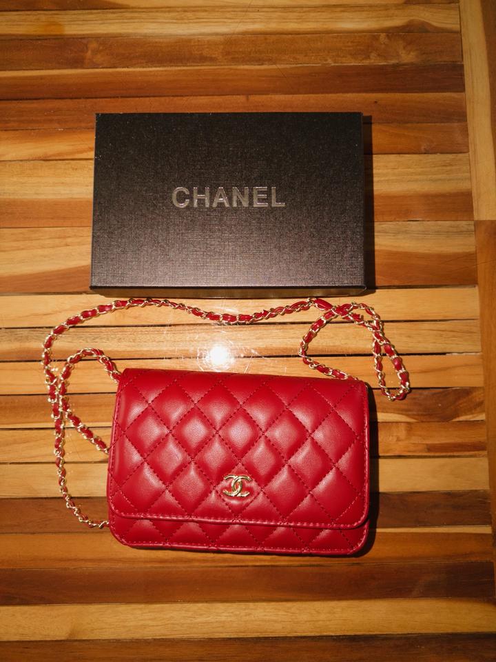 Красный chanel