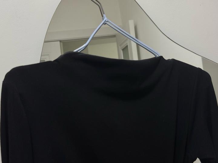 Черное платье