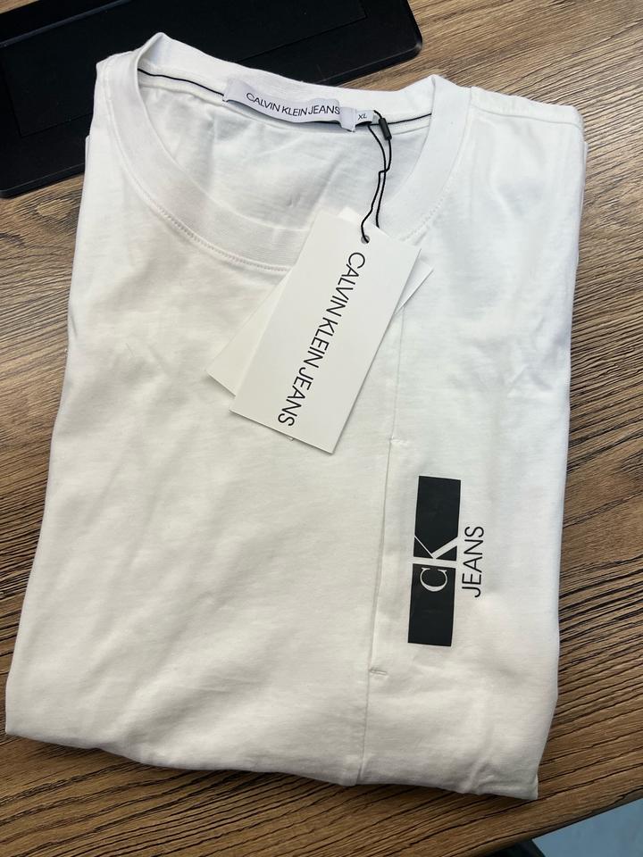 Футболка Calvin Klein Jeans