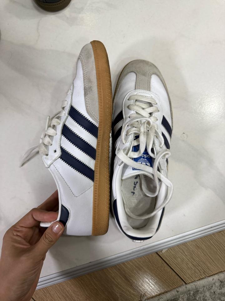 Adidas samba