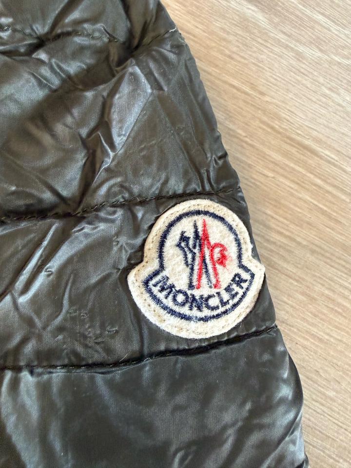 Плащ Moncler