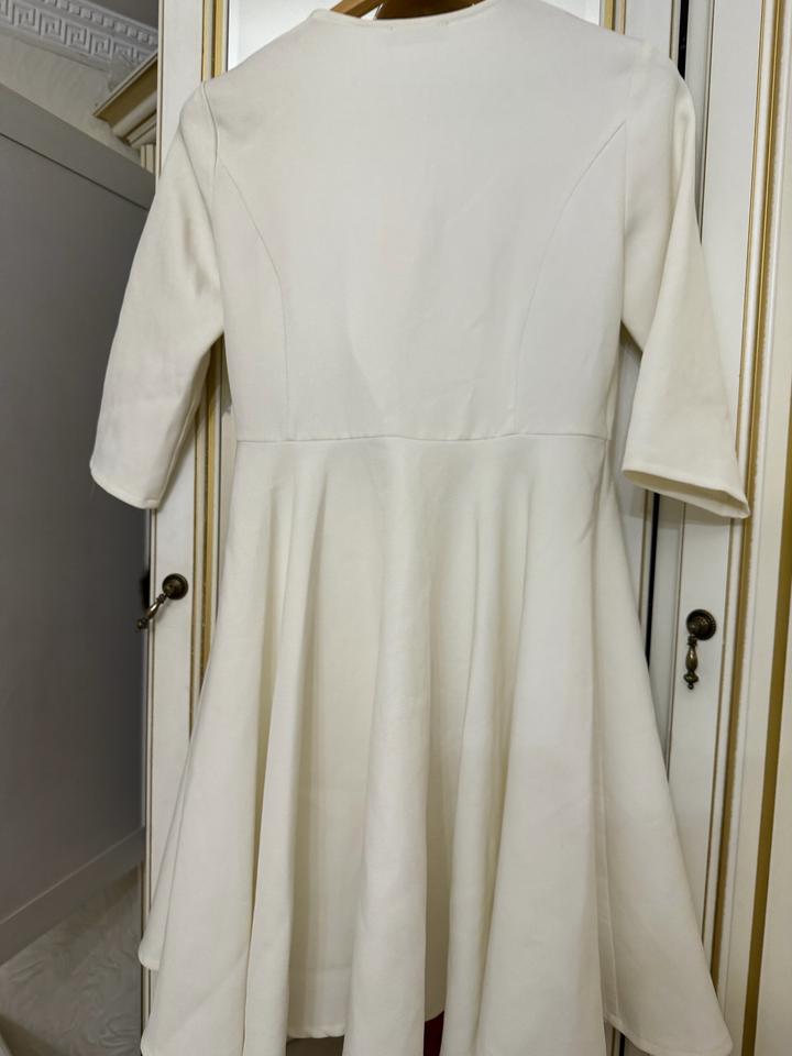 Белое платье Lichi