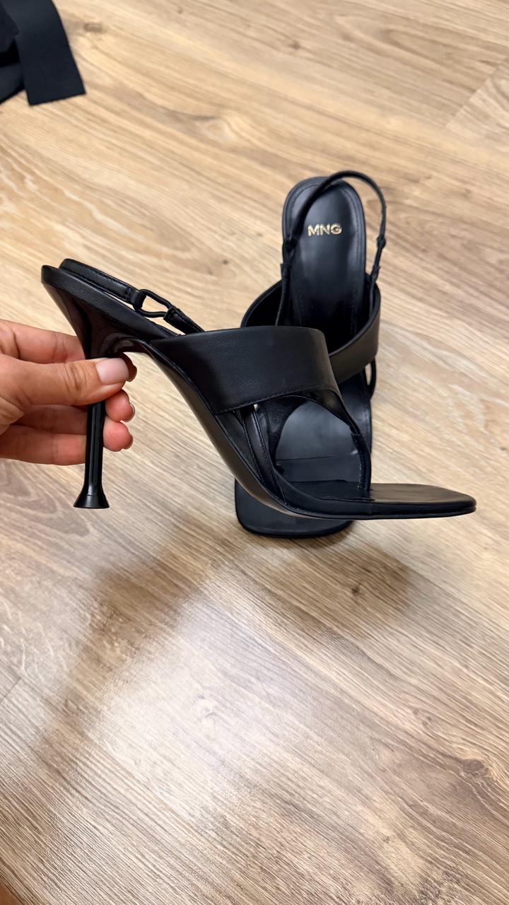 Босоножки Mango